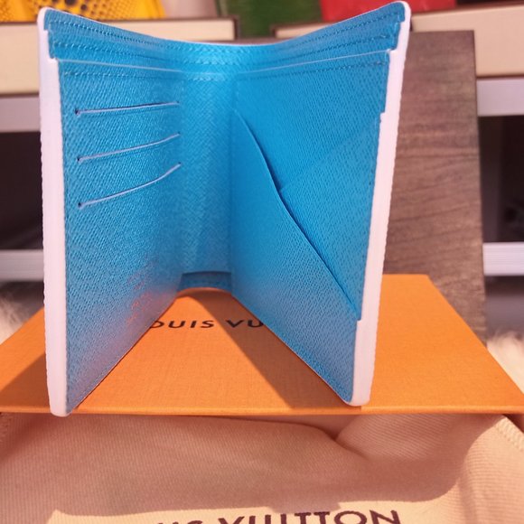 RARE LV COMIC Multiple Wallet (SS23 Virgil's Last Project) BNWT! Full Inclusion - Picture 8 of 14